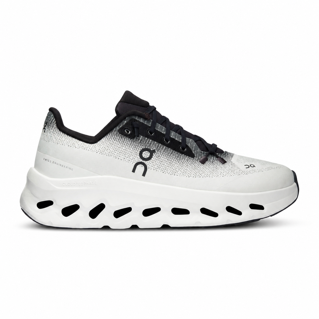 Cloudtilt Black | Ivory